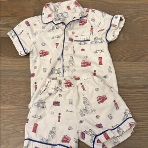 Petite Plume London-Themed Kids Pajamas - 2T